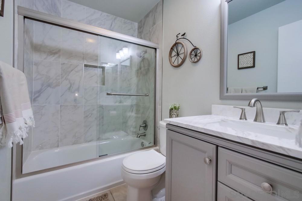12242 Paseo Lucido C Property Photo 25