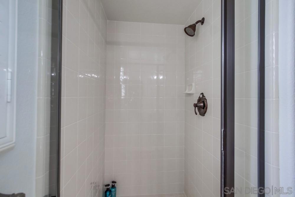 15562 Bristol Ridge Terrace Property Photo 28
