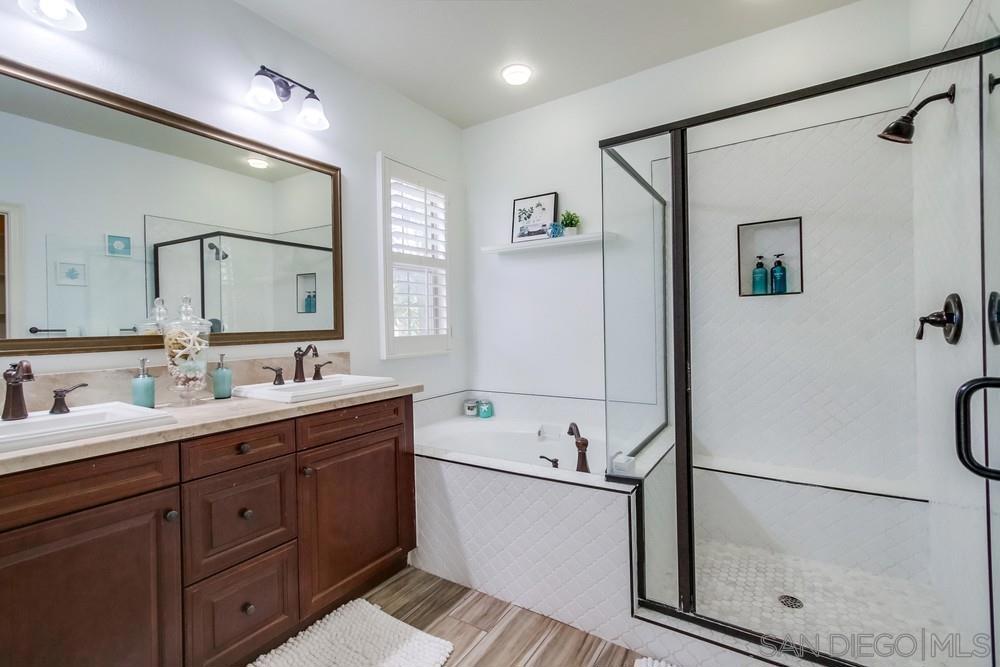 15562 Bristol Ridge Terrace Property Photo 41