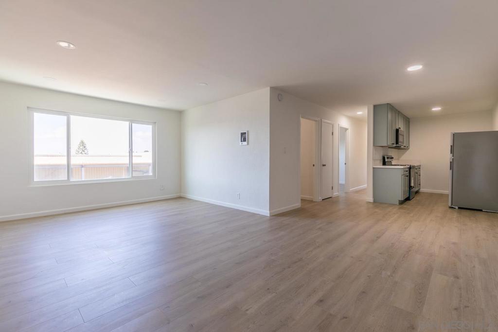 9258 Birch Street Property Photo 4