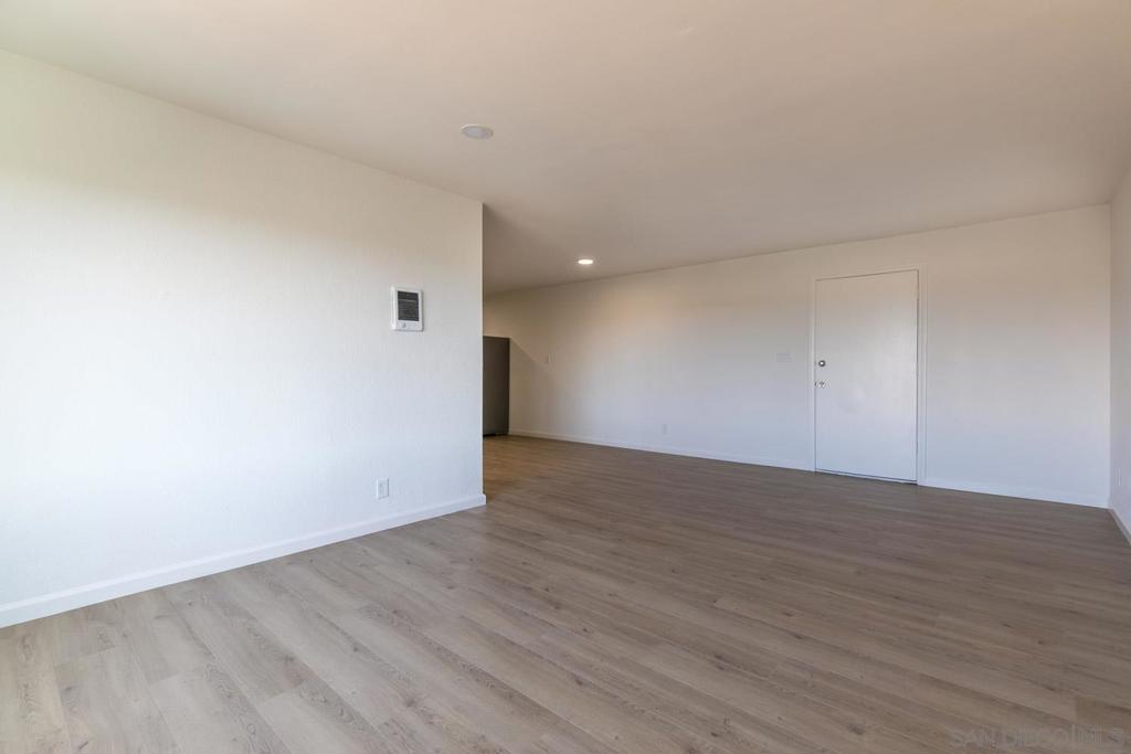 9258 Birch Street Property Photo 8