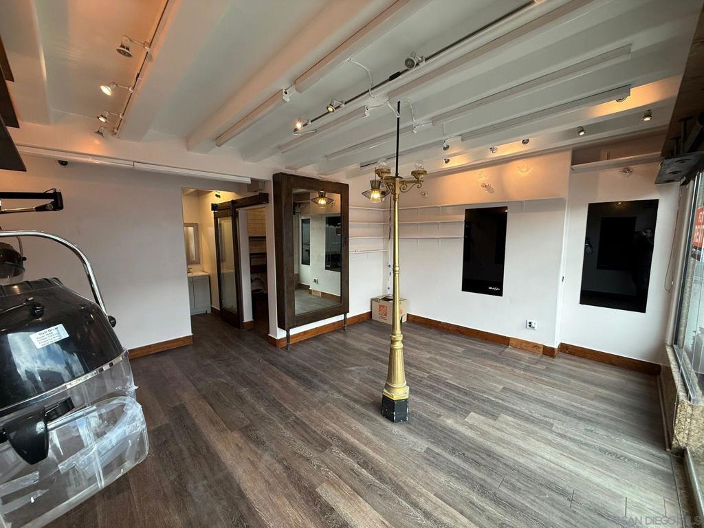 7410 La Jolla Blvd Property Photo 7