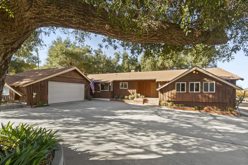 15985 87 Wood Valley Trail Property Photo 3