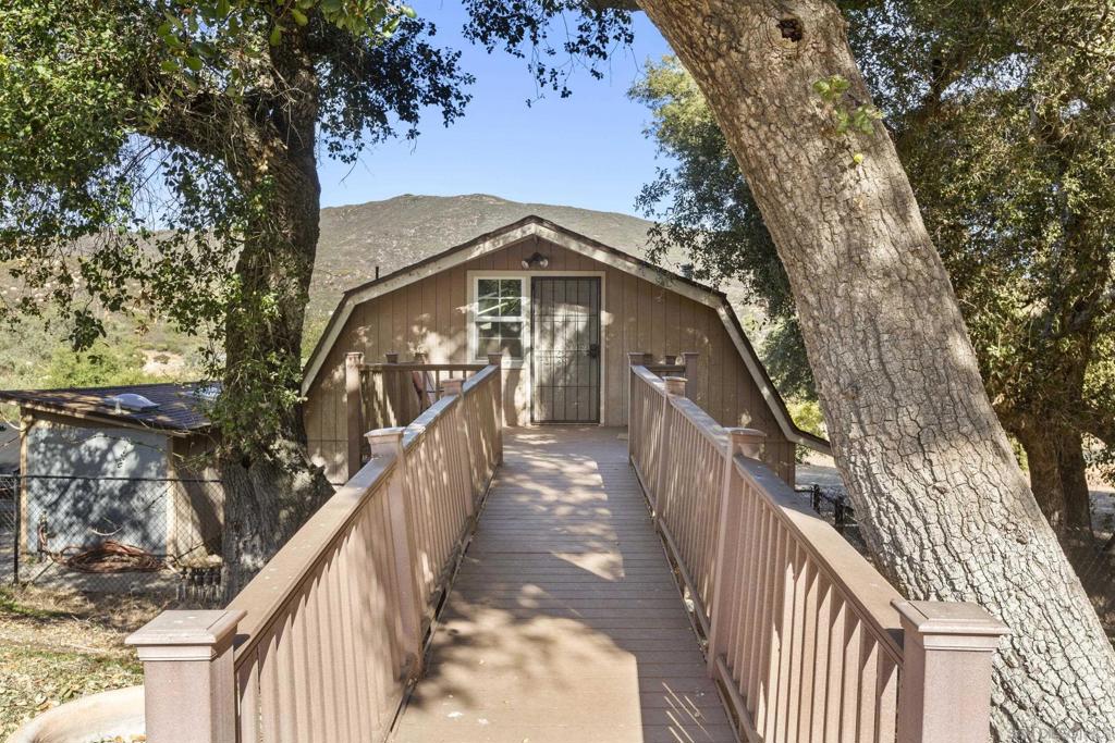 15985 87 Wood Valley Trail Property Photo 34