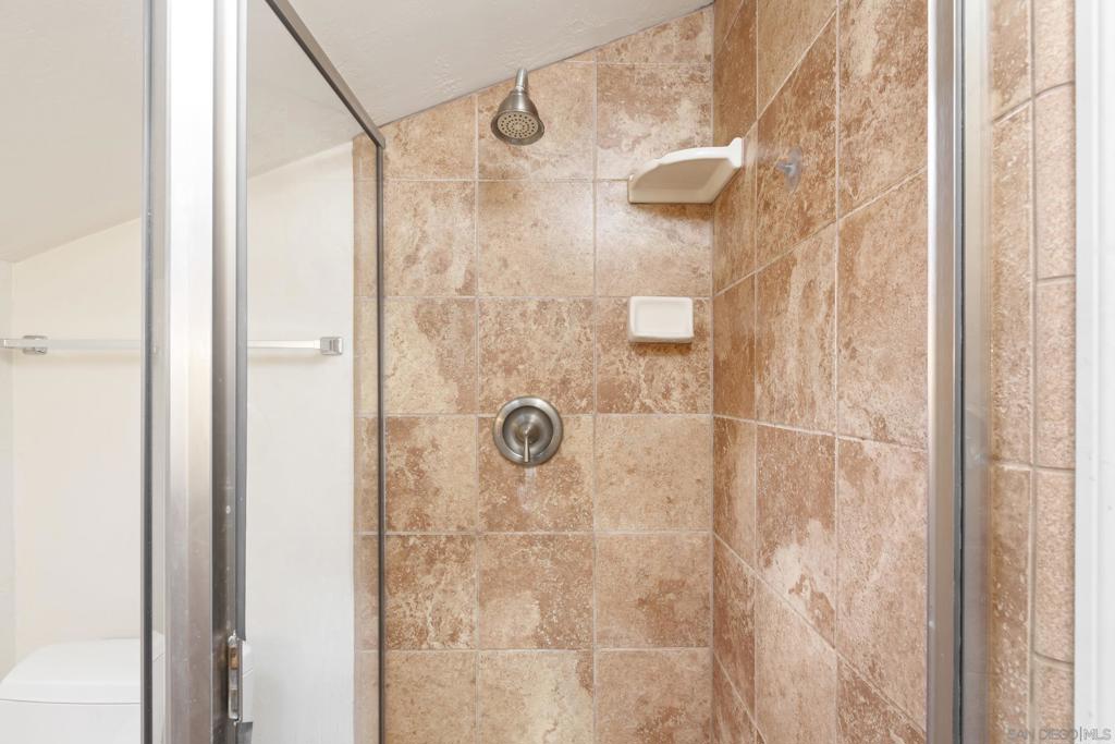15985 87 Wood Valley Trail Property Photo 38