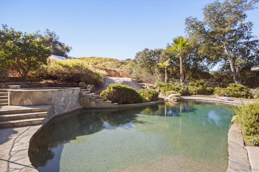 15985 87 Wood Valley Trail Property Photo 40
