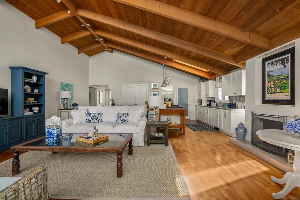2122 Paseo Dorado Property Photo 5