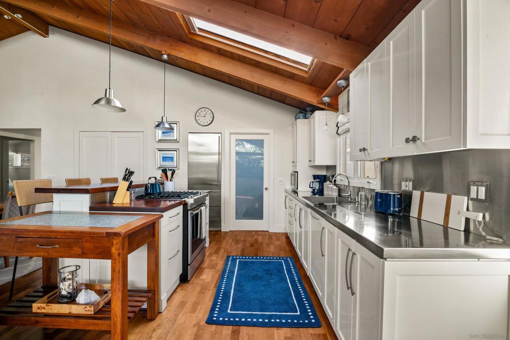 2122 Paseo Dorado Property Photo 10