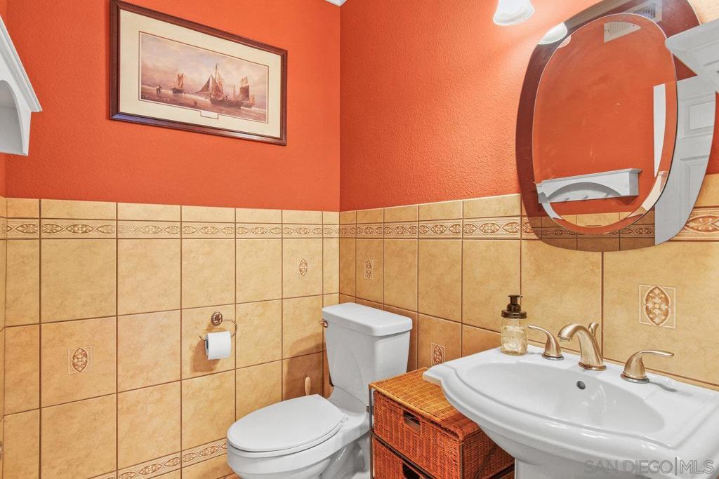 1360 Dexter Pl Property Photo 22