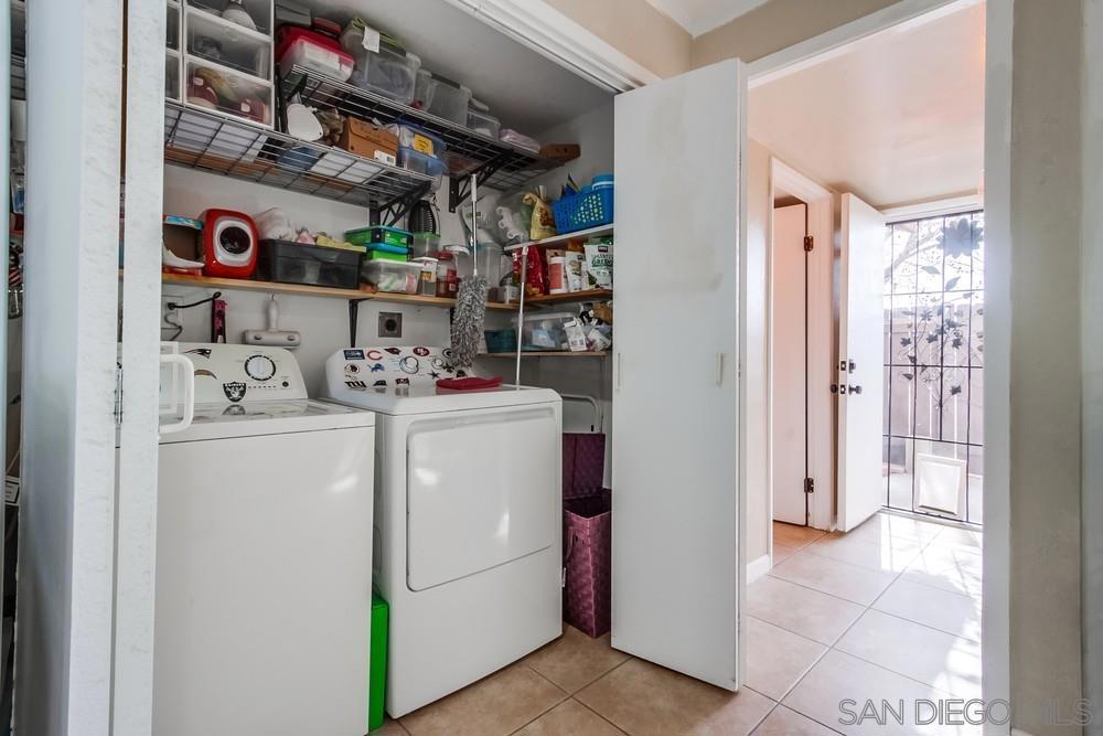 5110 N River Rd E Property Photo 19
