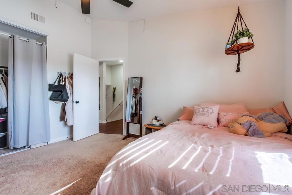 5110 N River Rd E Property Photo 22