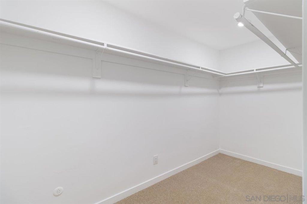 1756 Alhudson Dr Property Photo 37