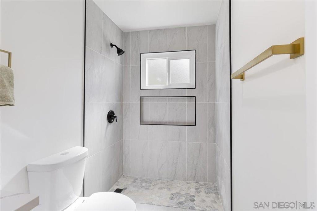 1756 Alhudson Dr Property Photo 40
