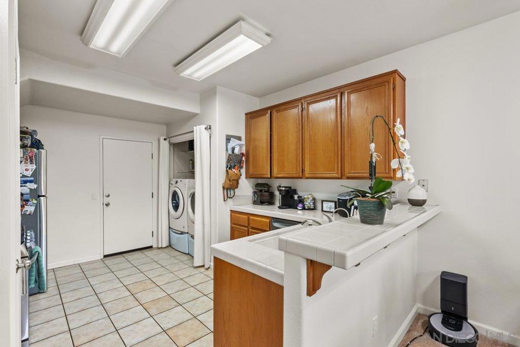 9607 W Canyon Ter 2 Property Photo 8