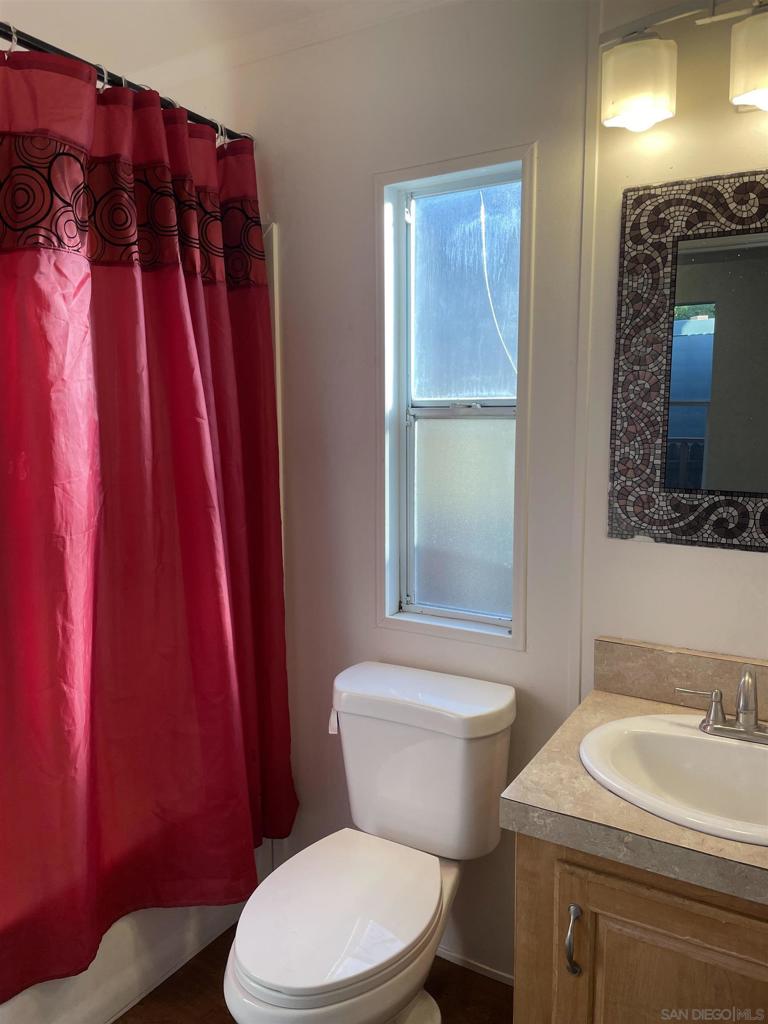 187 Ballard St 115 Property Photo 4