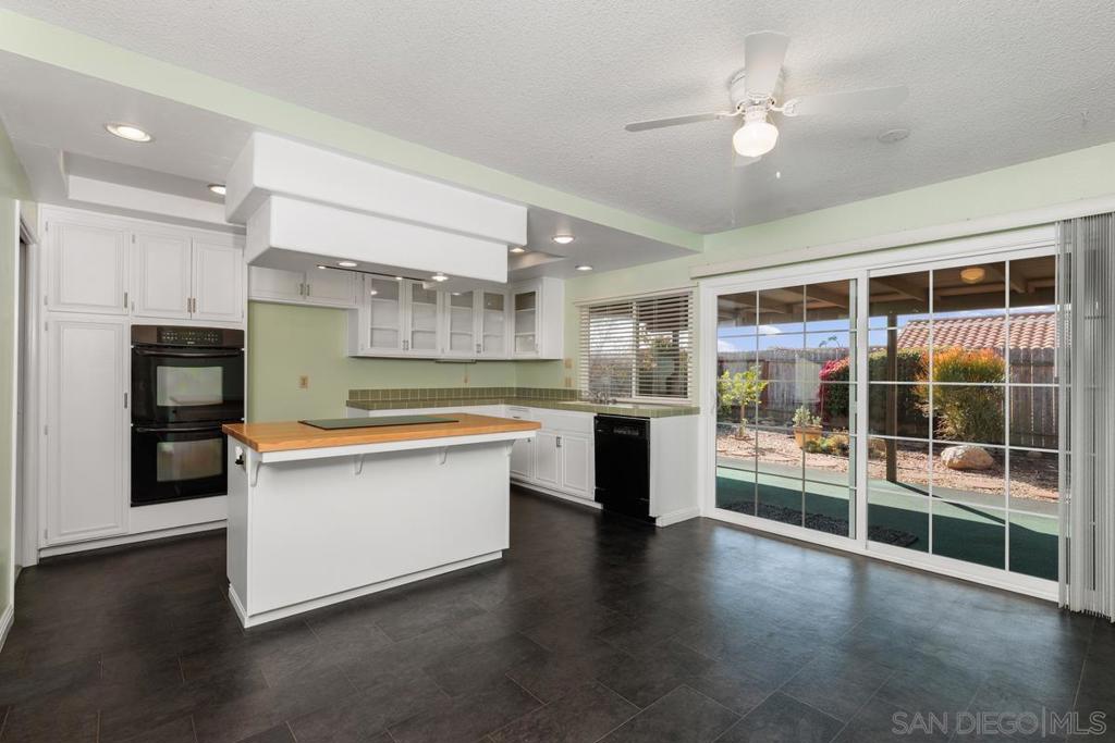 17432 Plaza Destcado Property Photo 8