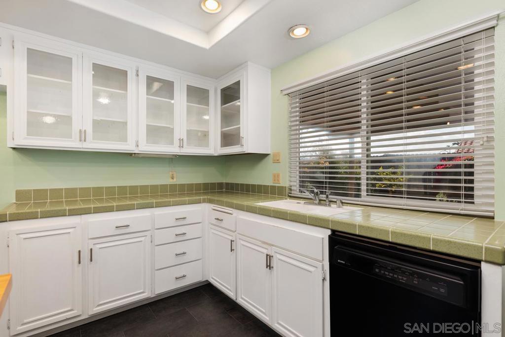 17432 Plaza Destcado Property Photo 9