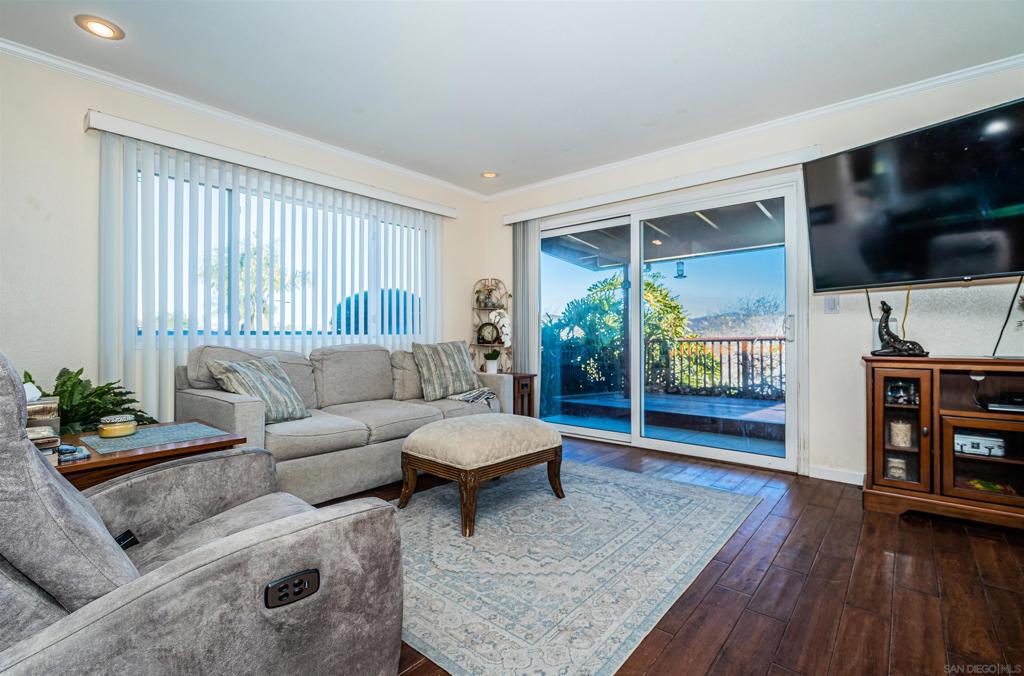 675 Dewane Drive Property Photo 11