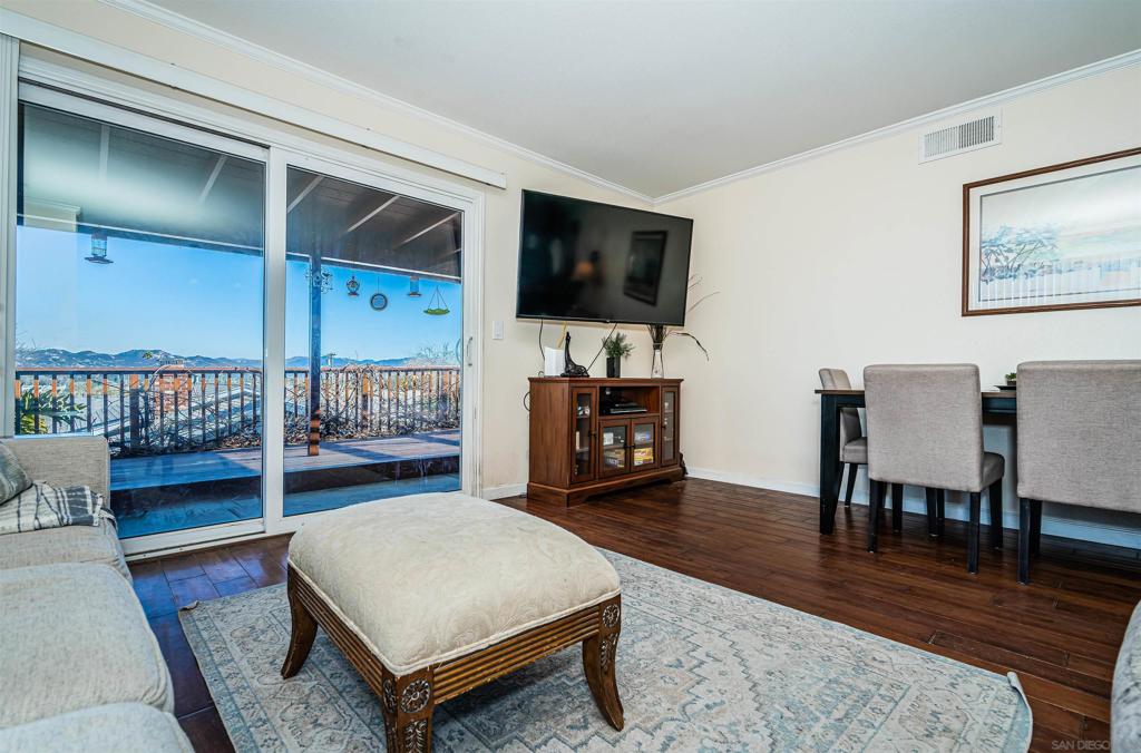 675 Dewane Drive Property Photo 12