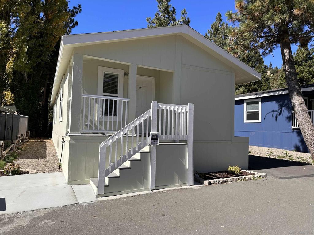 22899 Byron Rd 77 Property Photo 1