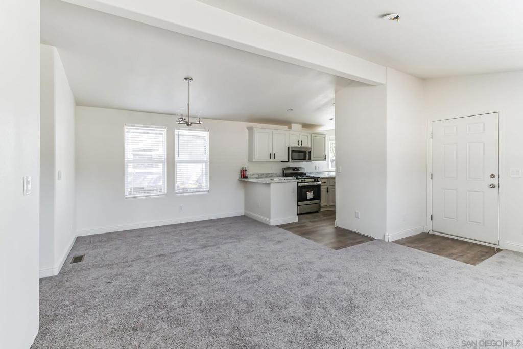 22899 Byron Rd 77 Property Photo 5