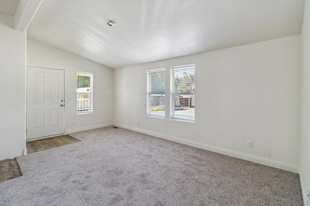 22899 Byron Rd 77 Property Photo 7