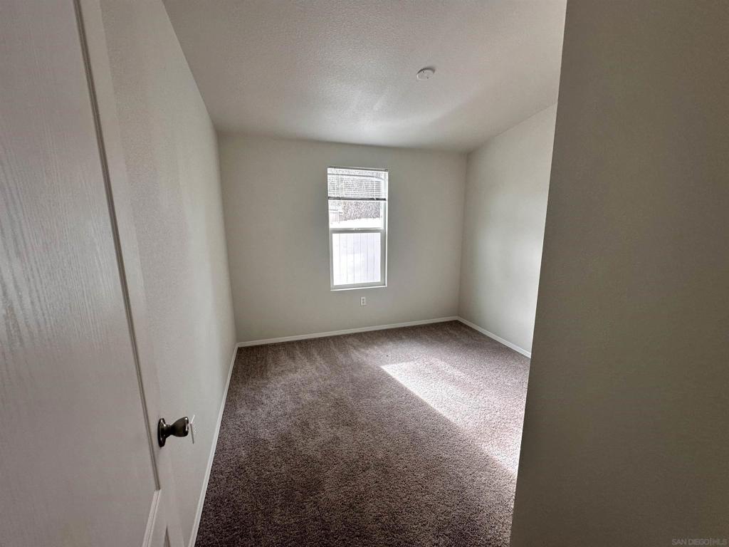 22899 Byron Road 29 Property Photo 5