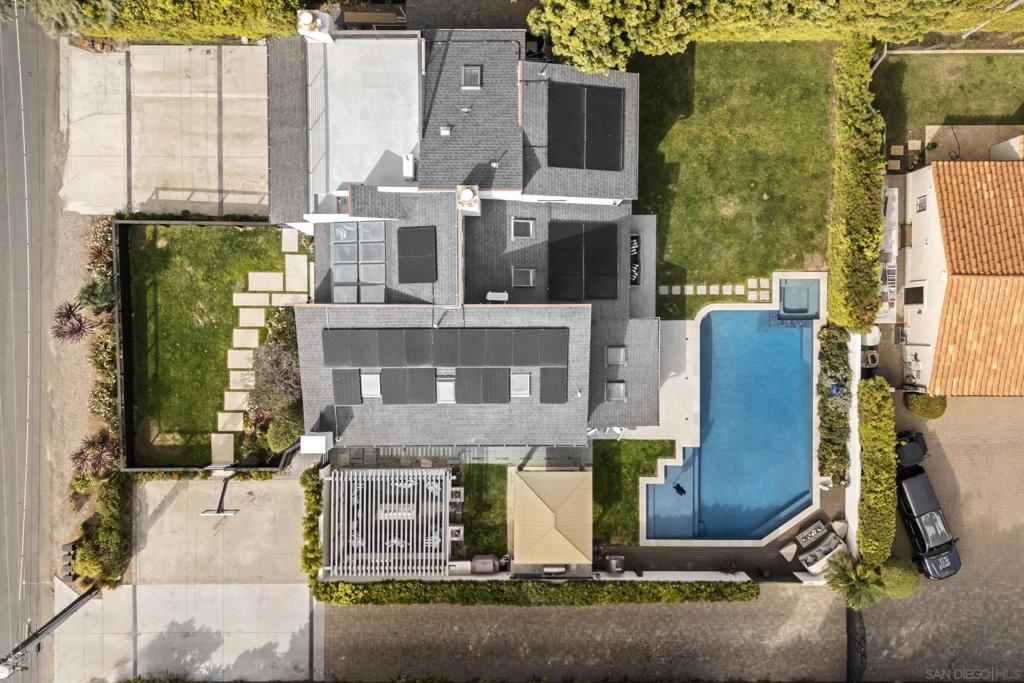 314 S Nardo Ave Property Photo 15