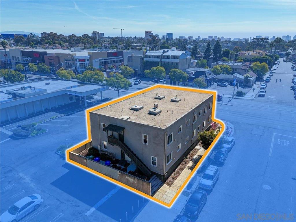 630 W Washington Street Property Photo 7