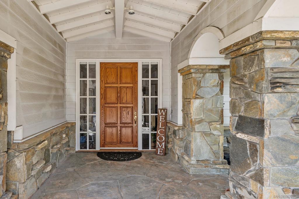 13338 Arroya Vista Property Photo 5