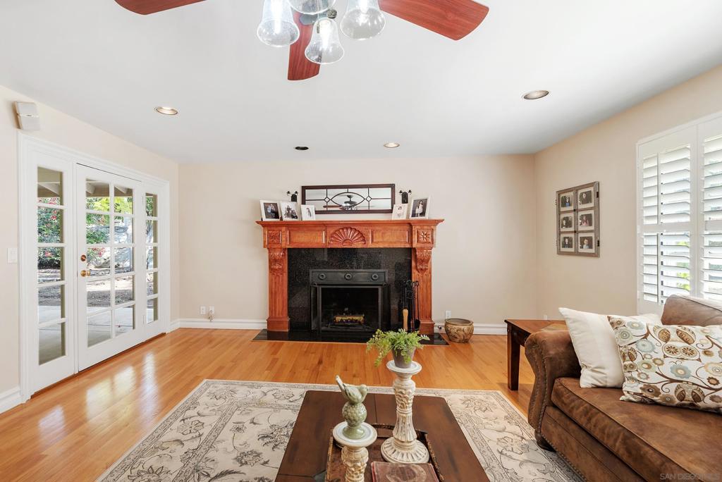 13338 Arroya Vista Property Photo 10