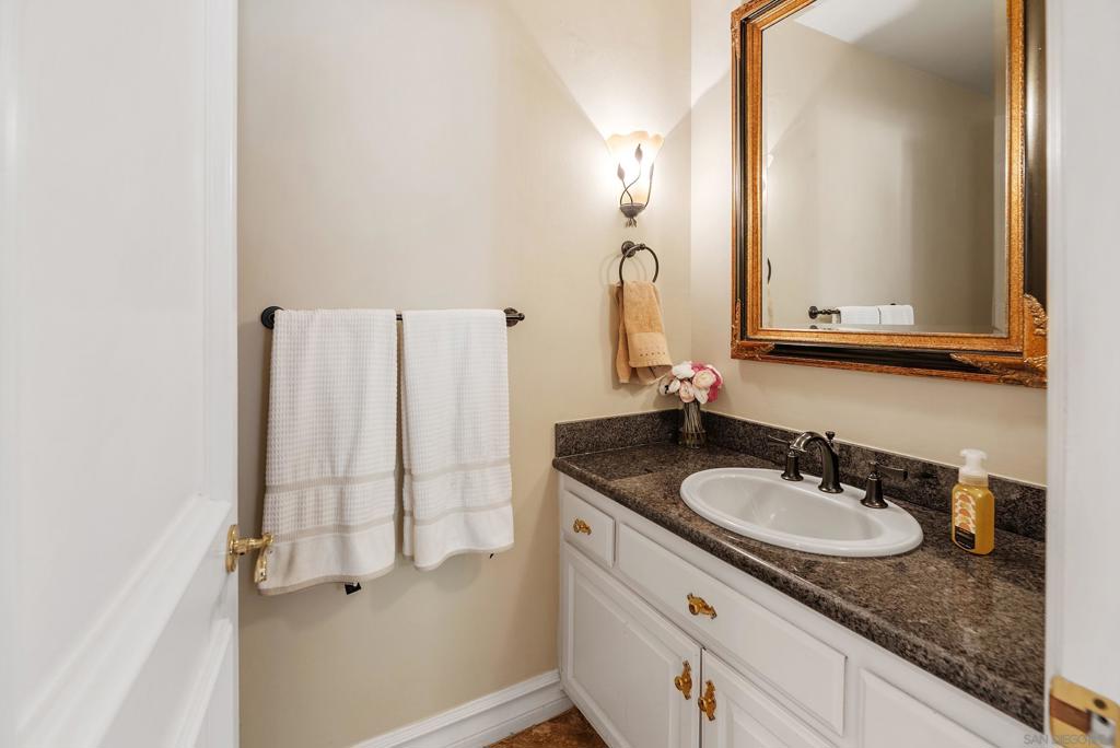 13338 Arroya Vista Property Photo 13