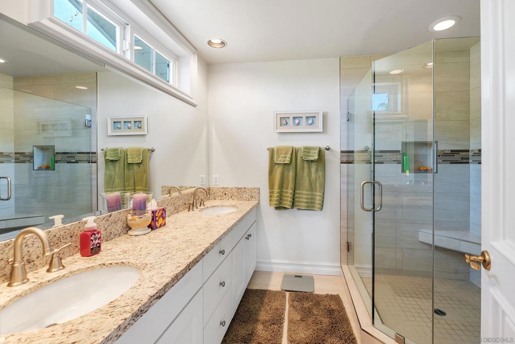 13338 Arroya Vista Property Photo 29