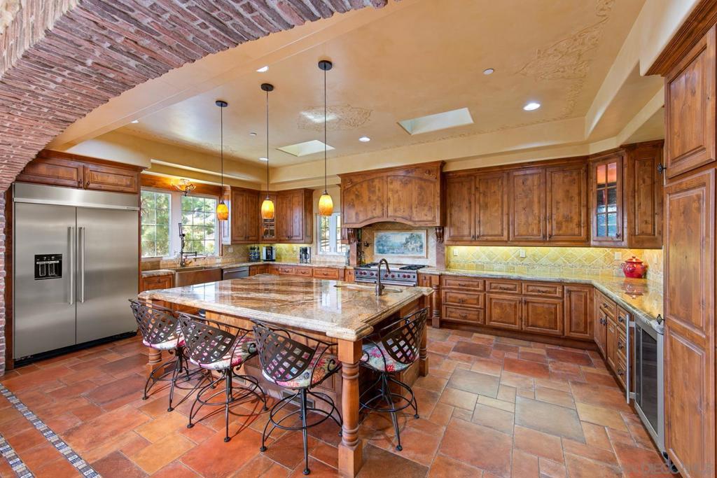 2449 Nido Aguila Property Photo