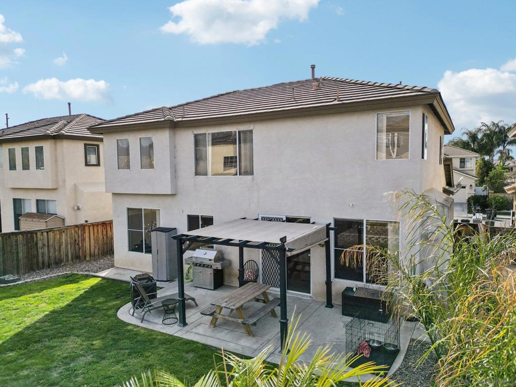 43166 Sereno Dr Property Photo 9