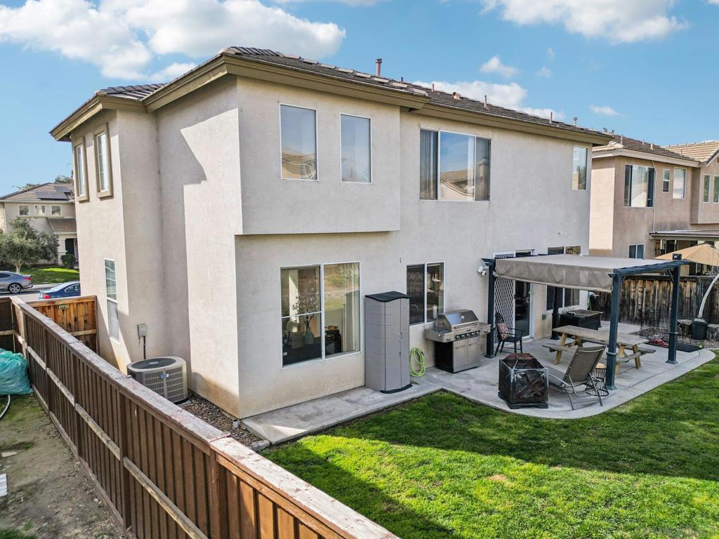 43166 Sereno Dr Property Photo 43