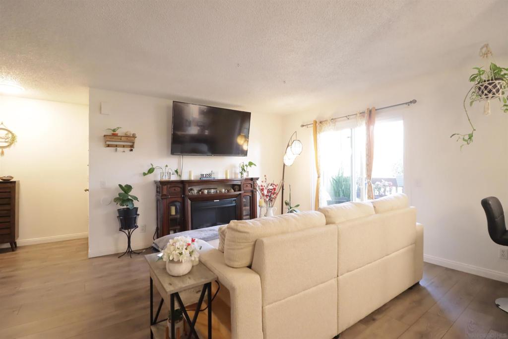 5350 Baltimore Drive Unit 47 Property Photo 8