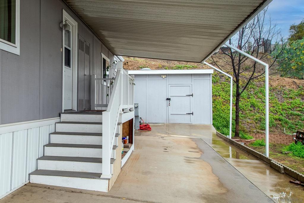 9395 Harritt Rd Spc 39 Property Photo 5