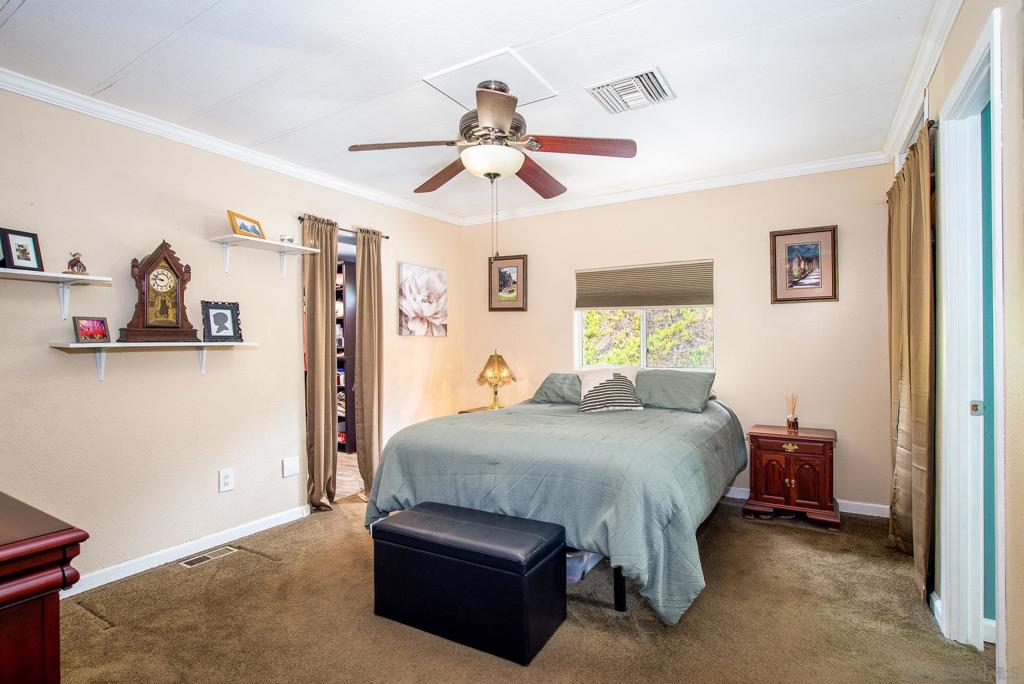 9395 Harritt Rd Spc 39 Property Photo 16