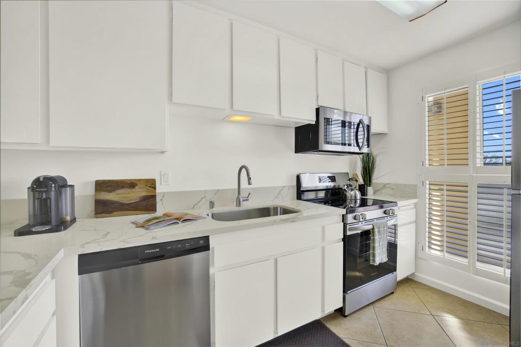 5700 Baltimore Dr 165 Property Photo 14