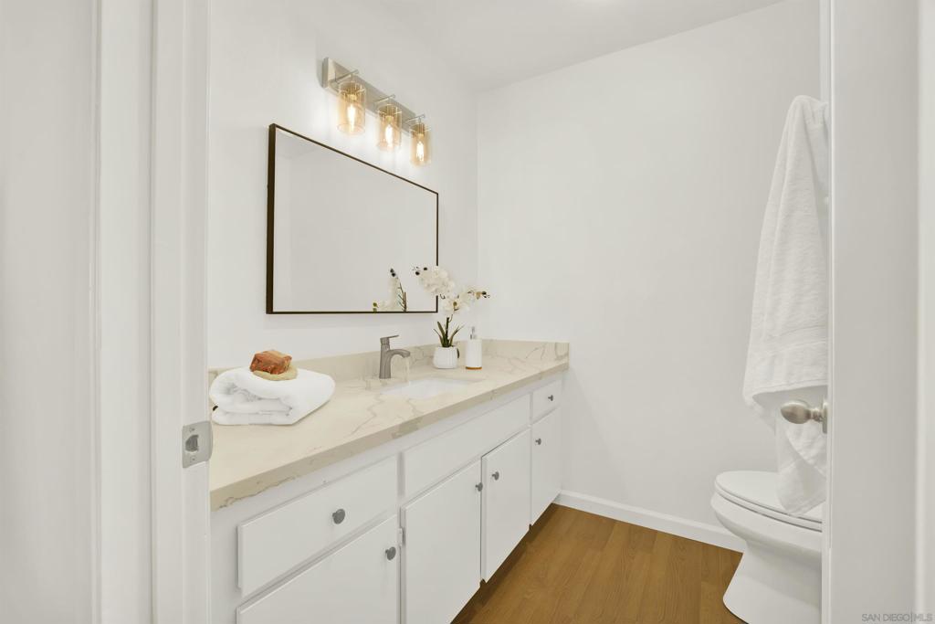 5700 Baltimore Dr 165 Property Photo 20