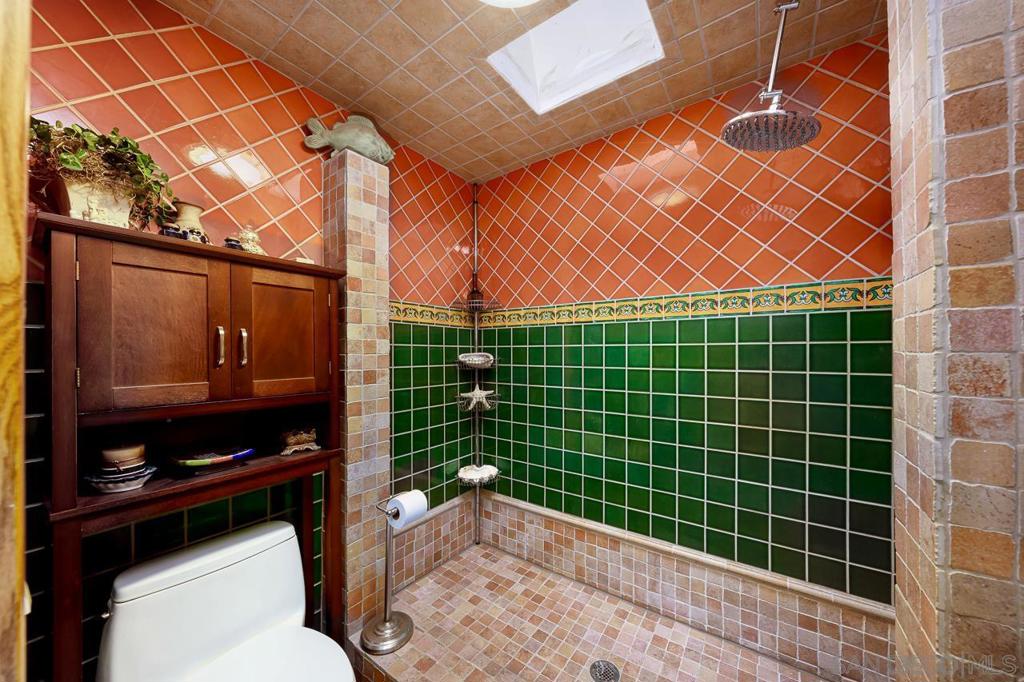 1410 Crestridge Dr Property Photo 27
