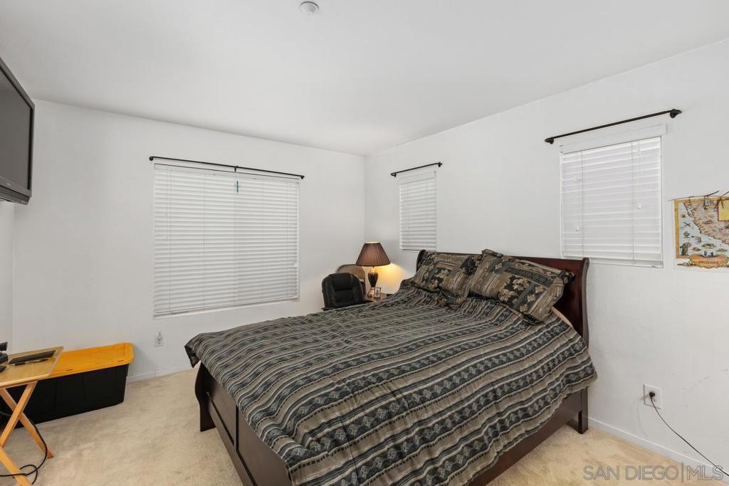 10021 Destiny Mountain Ct Property Photo 27