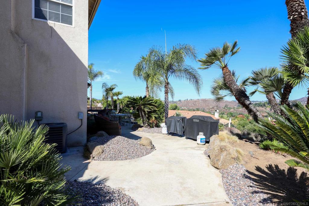 2905 Greystone Ct Property Photo 40