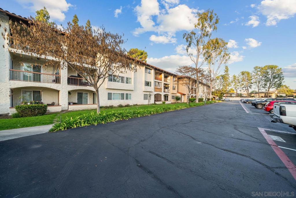 10737 San Diego Mission Rd 314 Property Photo 32