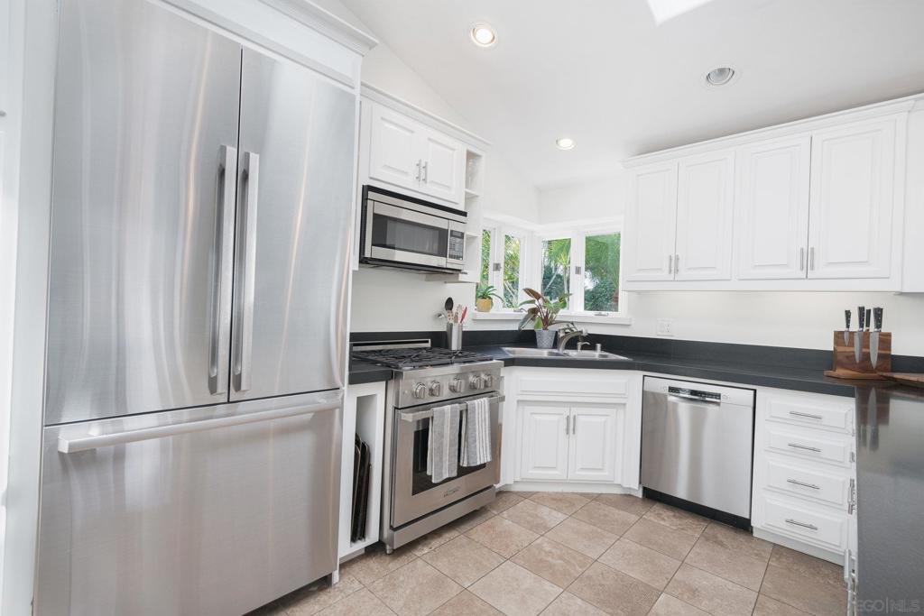 684 Arden Dr Property Photo 49