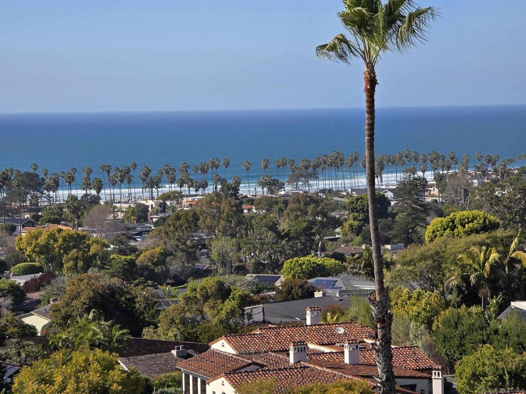 2500 Torrey Pines 802 Property Photo 2