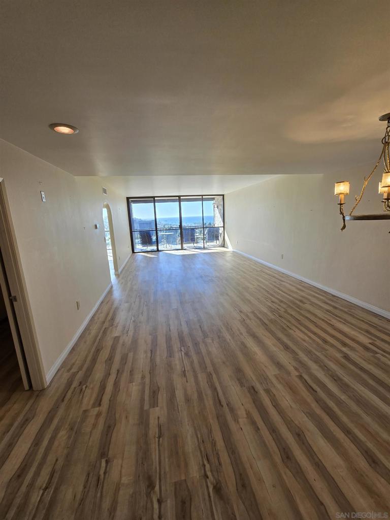 2500 Torrey Pines 802 Property Photo 6