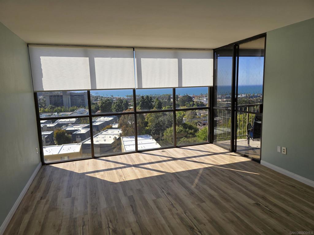 2500 Torrey Pines 802 Property Photo 10