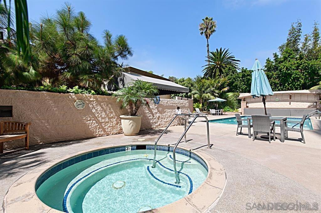 2500 Torrey Pines 802 Property Photo 18